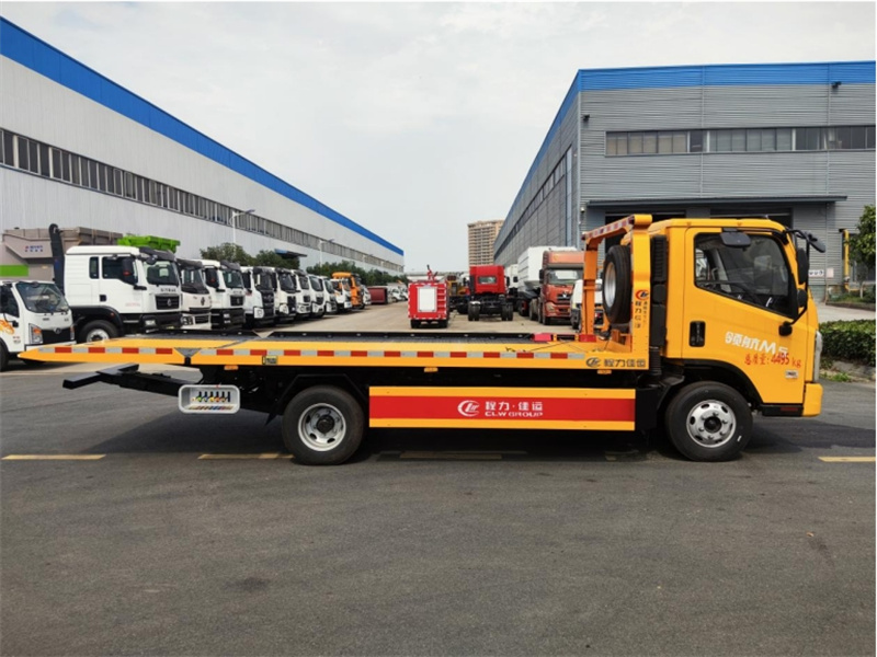 國六福田領(lǐng)航藍牌清障車