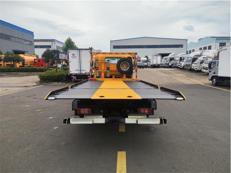 江淮A8重載藍(lán)牌一拖二清障車(chē)