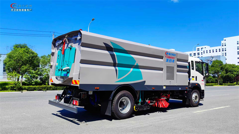 湖北程力重汽豪沃洗掃車(chē)（16方）